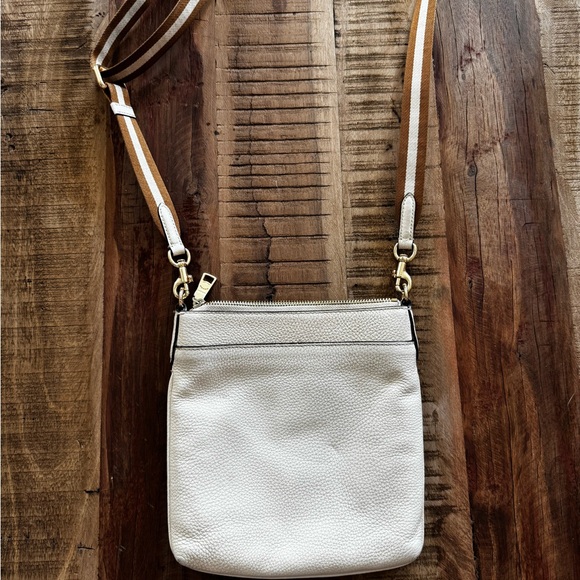 Coach Ivory Crossbody Bag with Gold Accents - Picture 2 of 3